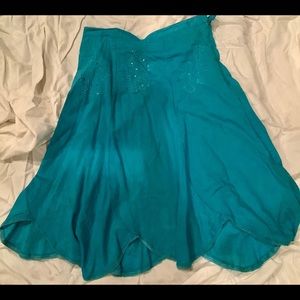 Boutique bought boho ankle length skirt in turquoise with embroidery s/m